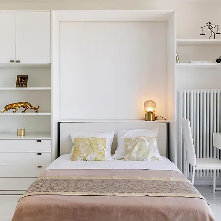 Apartment Magnifique Limitrophe Monaco, Parking Prive *